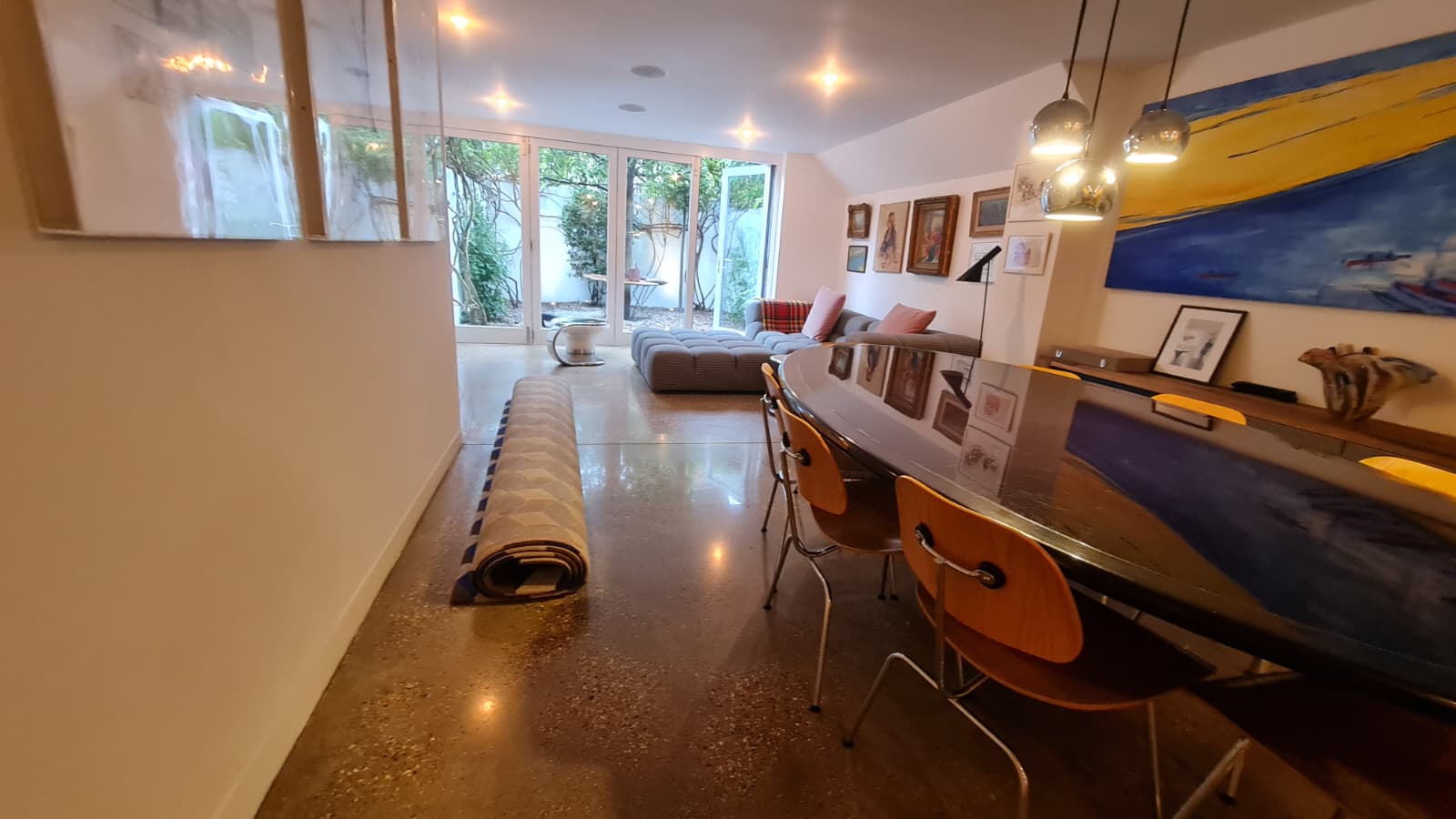 Exposed Aggregate Polished Concrete Floor in a Home in Chelsea, London - Gallery Image